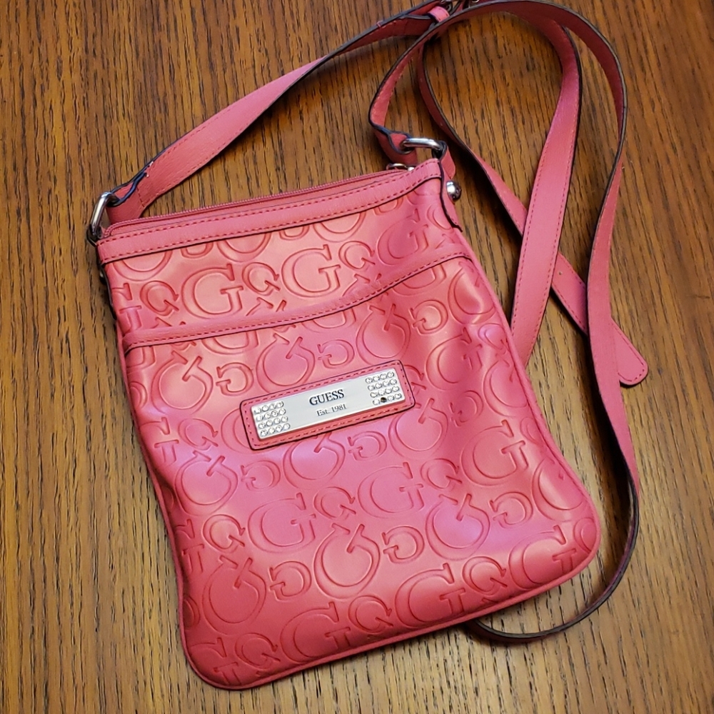 GUESS Purse - Picture 2 of 8